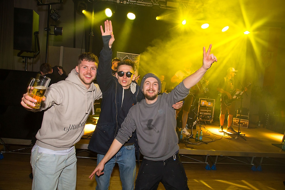 Party Bezirksrennen 2023