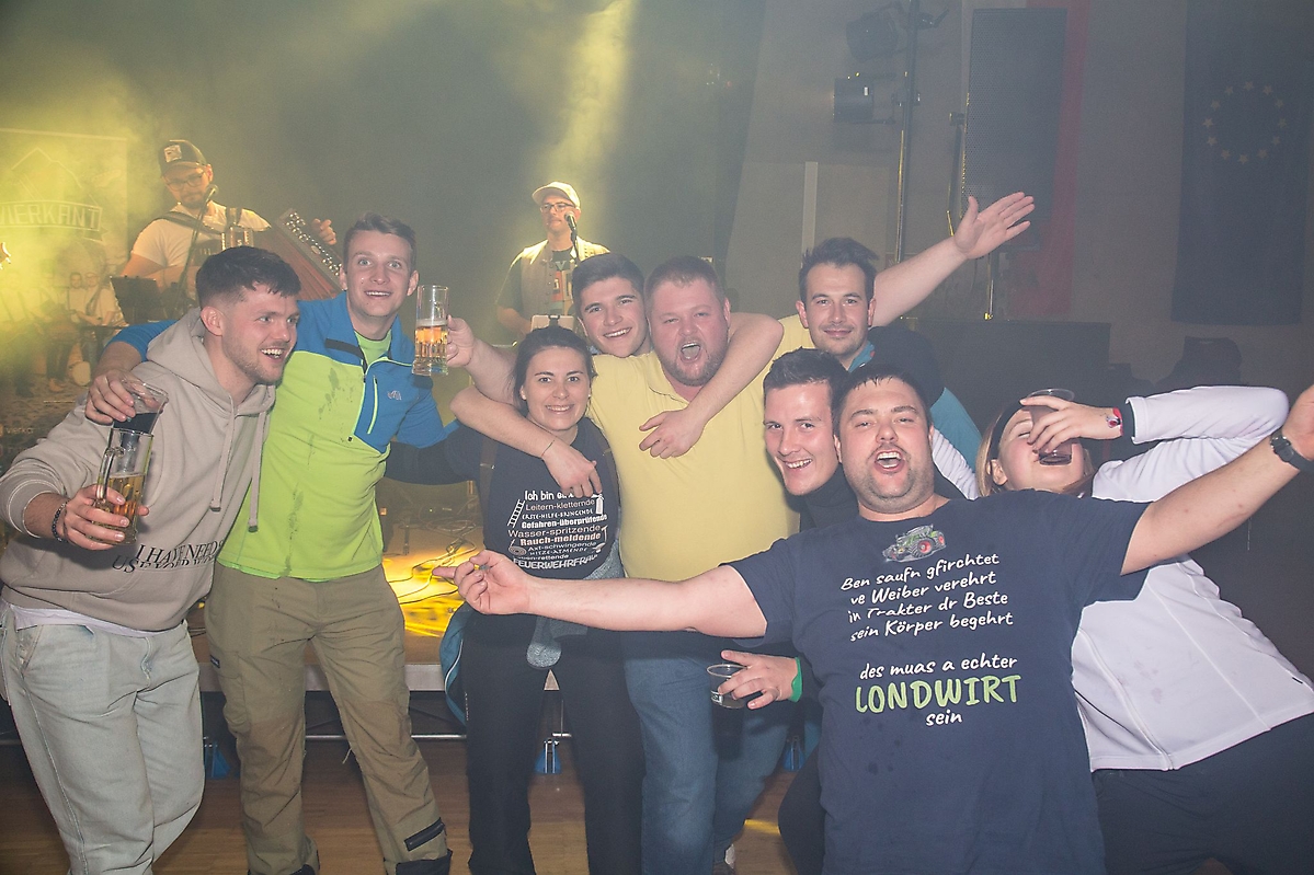 Party Bezirksrennen 2023